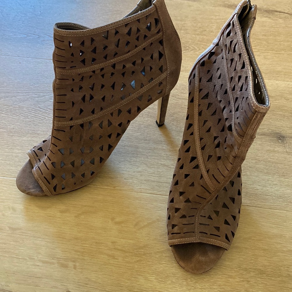 Vince Camuto Women’s open toe boot heals